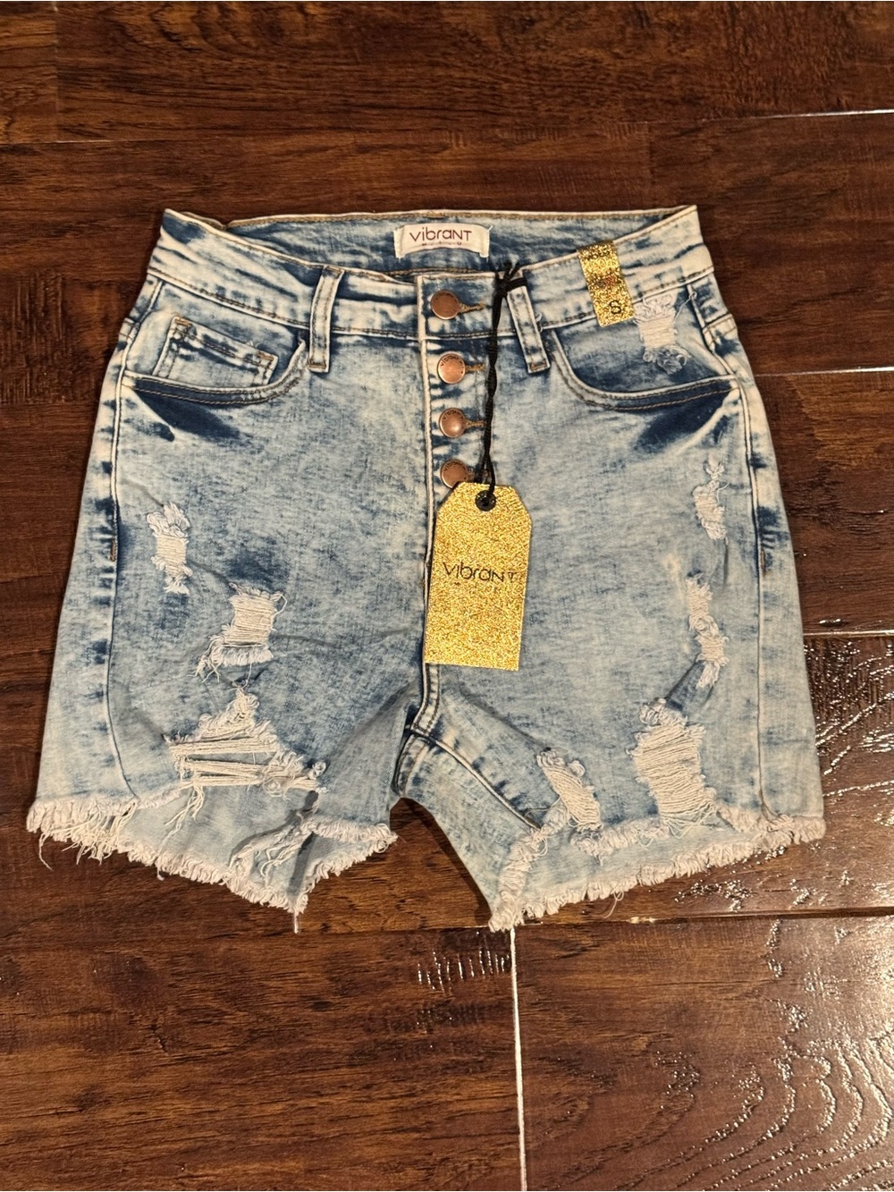 NWT Vibrant M.I.U. High Waisted Acid Wash Denim Shorts Size S